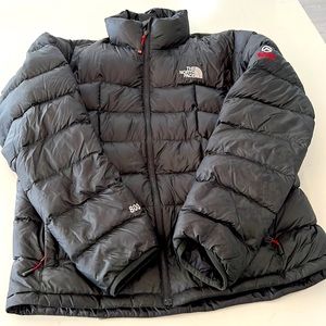 North Face men’s puffer jacket - summit series - 800 fill